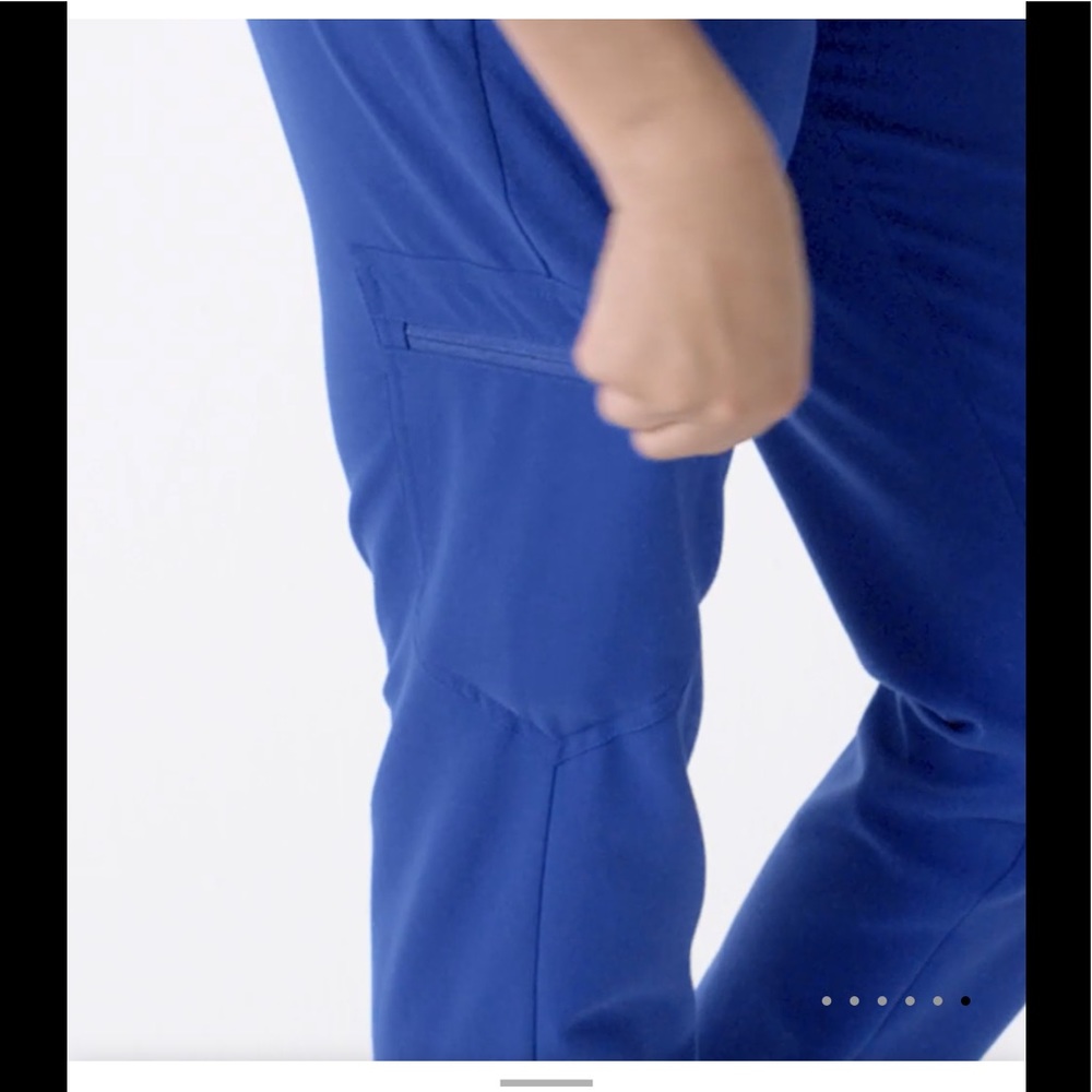 NWT FIGS Zamora Joggers Scrubs Pants Winning Blue - Picture 7 of 11